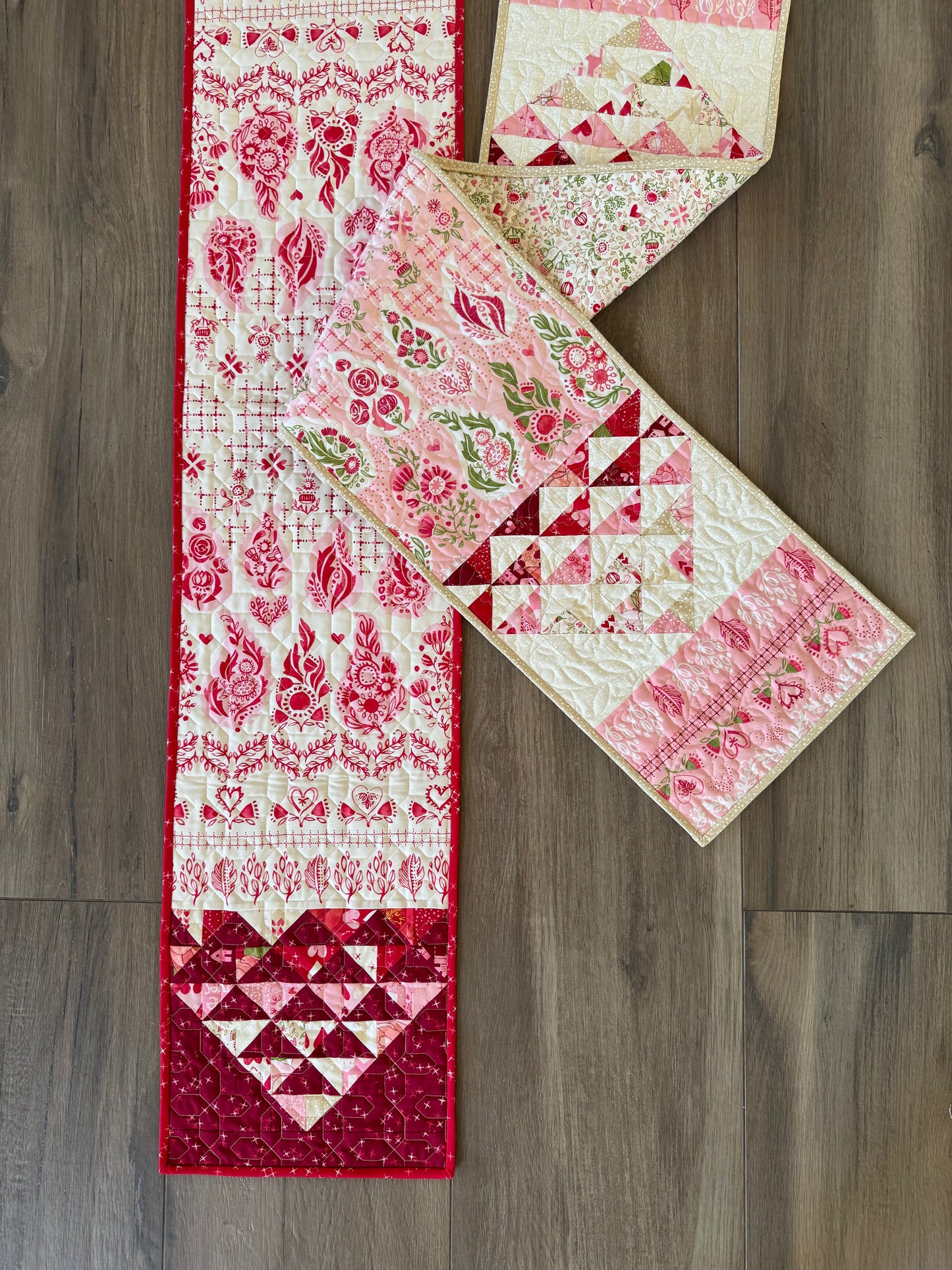 Fanciful Table Runner - Free digital pdf Pattern