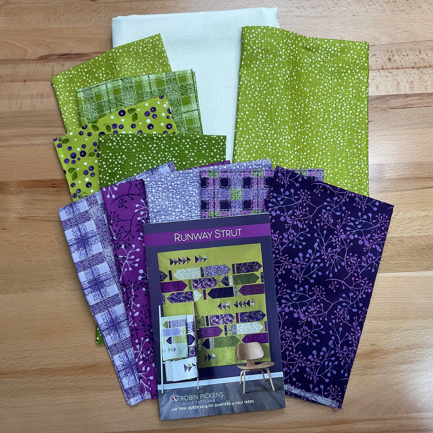 A Quilt Kit - Runway Strut