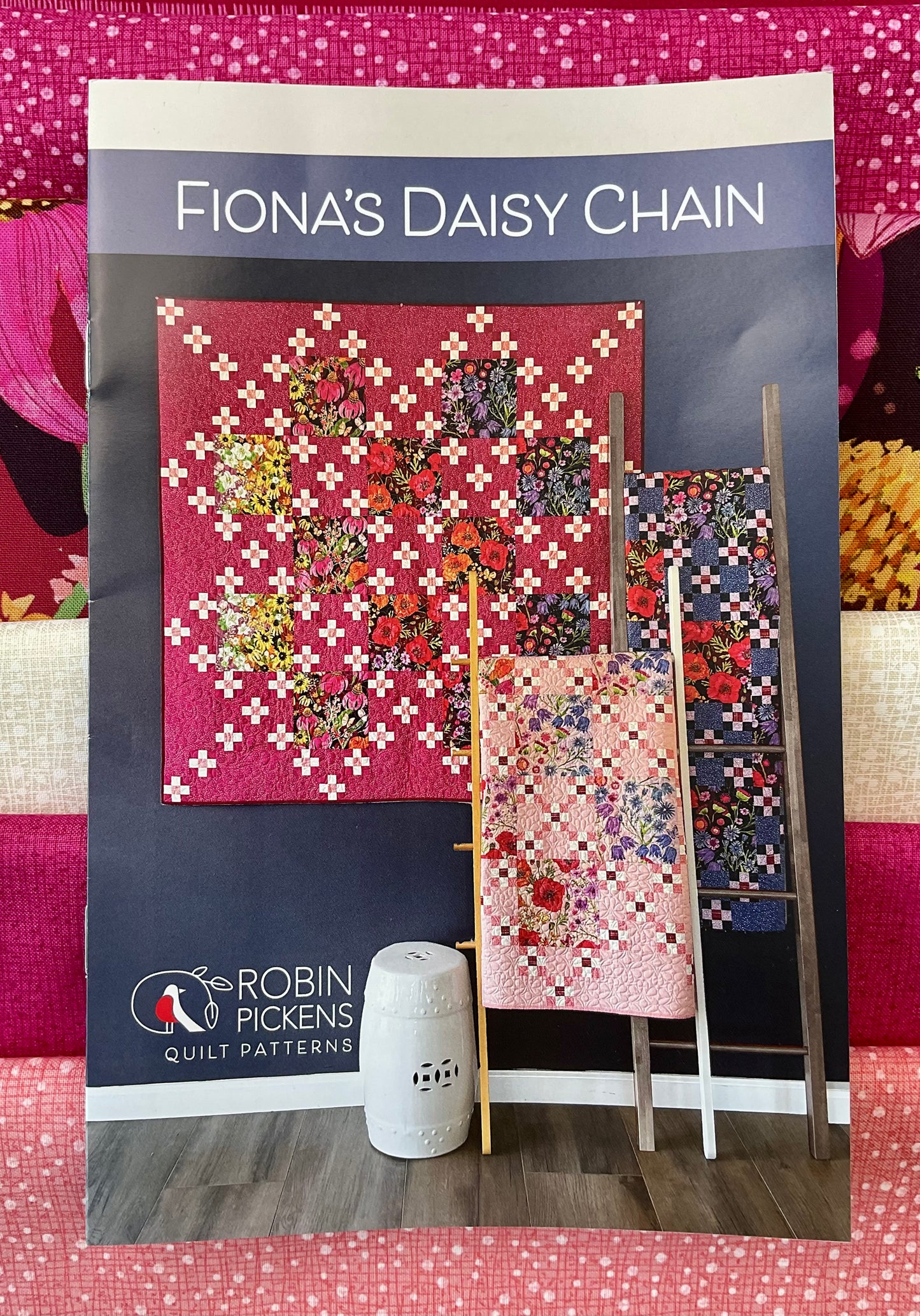 A Quilt Kit of Fiona’s Daisy Chain - Fuchsia